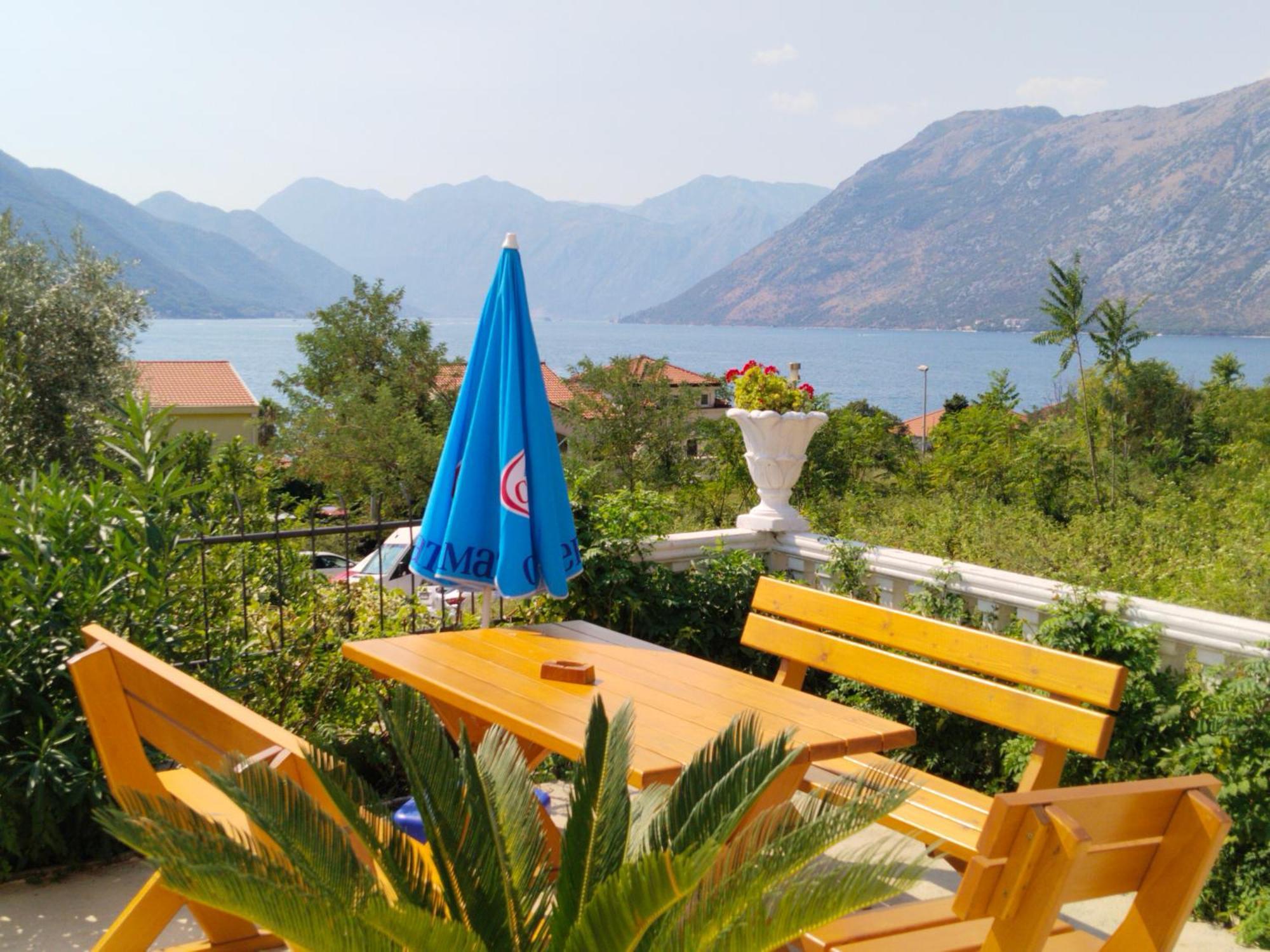 Apartments Sonja Kotor Exterior foto